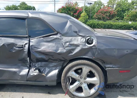 2013 Dodge Challenger Sxt из США, поврежденный, VIN 2C3CDYAG1DH648982